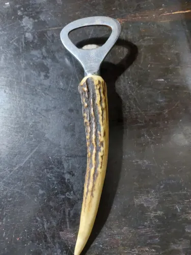 ABRIDOR DE GARRAFA ANTIGO CHIFRE ALCE