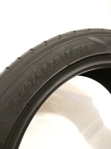 1 pneu 225/45 17  17 Champiro  94w GT Radial  usado