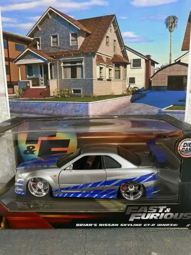 Miniatura Nissan skyline r34 velozes e furiosos