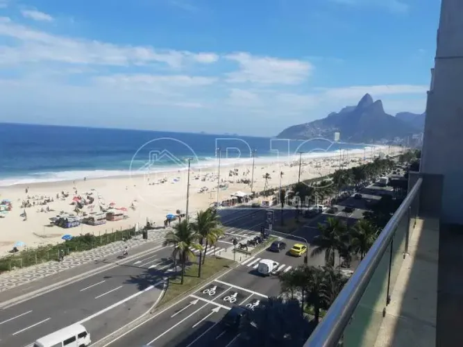 Cobertura linear para venda com 215 metros quadrados com 3 quartos em Ipanema - Rio de Jan