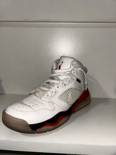 Air Jordan 270 Mars