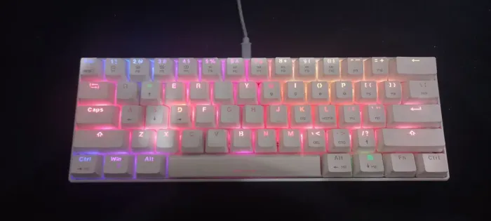 Teclado mecanico motospeed Ck61 essencial branco switch blue Rgb 60%
