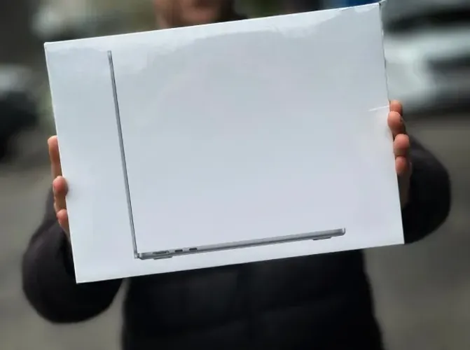 MacBook Air M5 2026 13.6 16GB/ 512SSD
