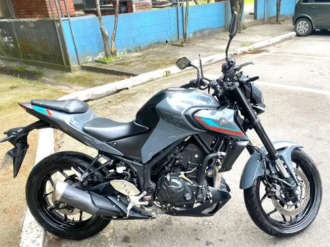 Vende -se moto YAMAHA MT03 