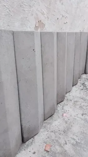 Pingadeira de concreto com ferro