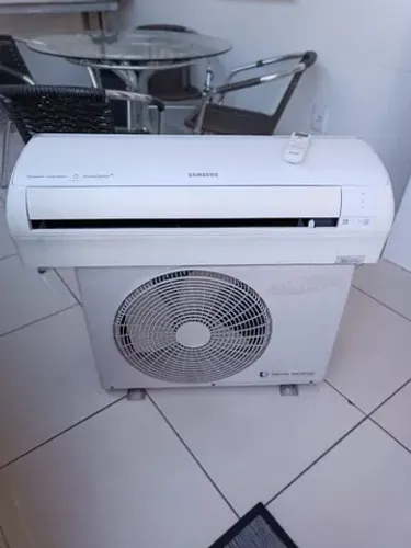 Ar condicionado Split Inverter SAMSUNG 9.000 BTUs 220V - LEIA A DESCRIÇÃO