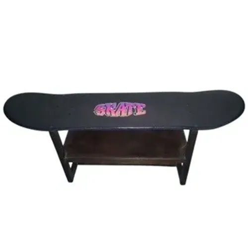 shape skate mesinha. Medida: 1m e 7cm de comprimento, 19cm de largura e 30cm de altura.