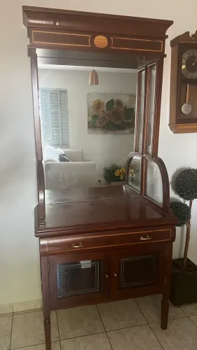 Cristaleira Luís XV . 