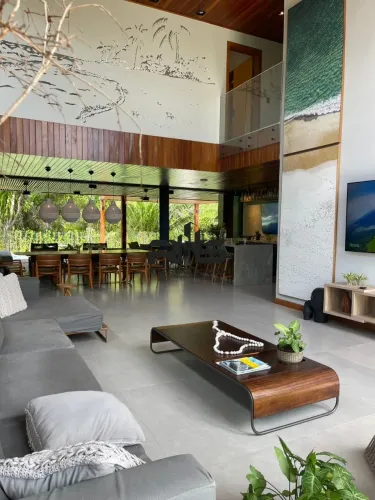 Praia do Forte | Casa de Luxo Condomínio Praia Bella | 533m² | 6 Suítes | Porteira Fechada