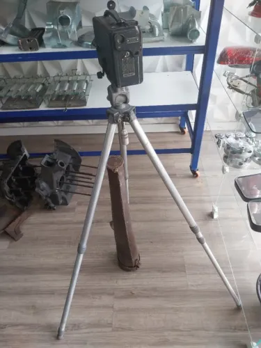 Filmadora Kodak raridade (1925) com tripé