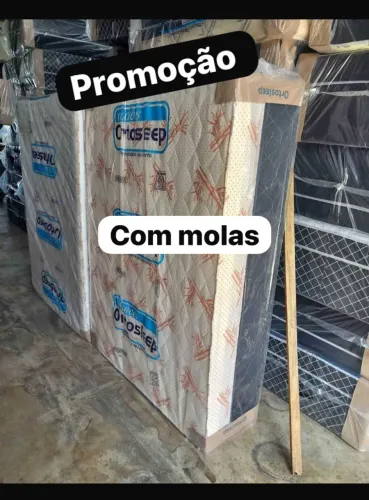 Cama box com molas novo