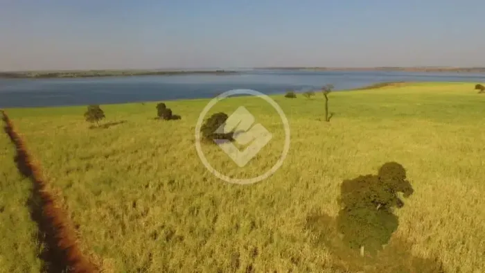 FAZENDA NO MUNICÍPIO DE QUIRINÓPOLIS codigo: 153604