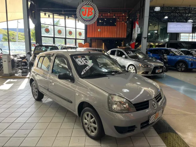 Renault Clio Expression Hi-flex 1.0 16V 5P 2006