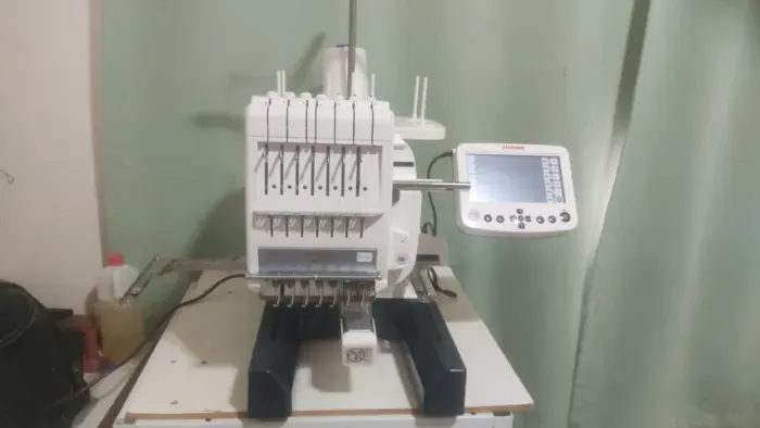 Janome MB-7 - Máquina de Bordar