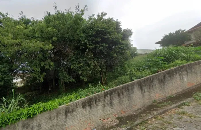 Terreno com 456m2 a venda no Santinho - Florianópolis/SC.