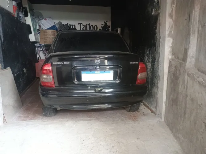 VENDE-SE ESTE CARRO, URGENTE !
