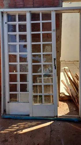 Porta de aço de correr