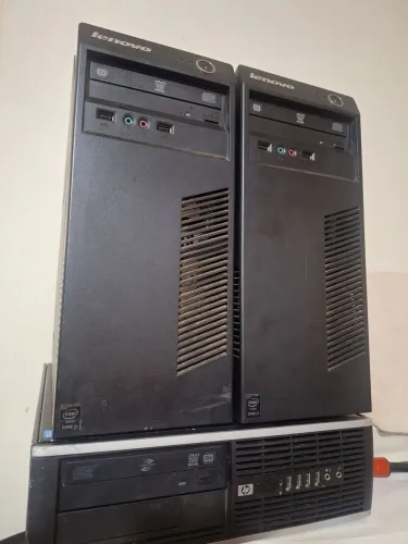 3 Desktop Lenovo e Compaq