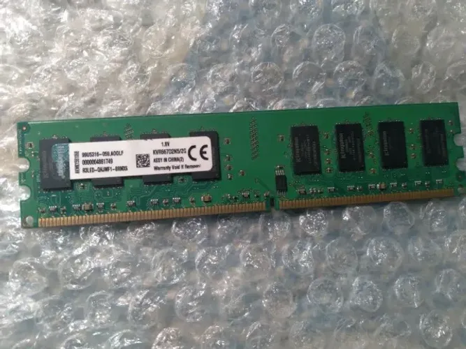 Memória DDR3 2GB de PC