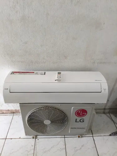 Split LG inverter 18.000 BTUs 220 volts já limpa e revisada com garantia de fábrica