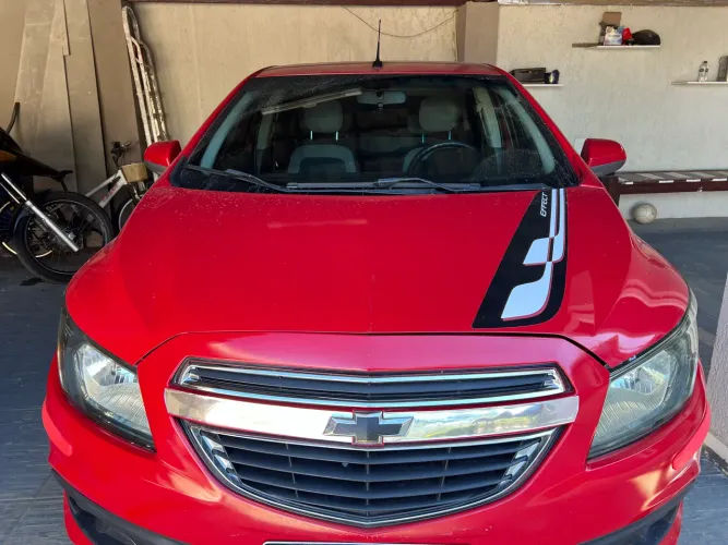 Chevrolet Onix Hatch LT 1.0 8V Flex Power Mec. 4P 2014