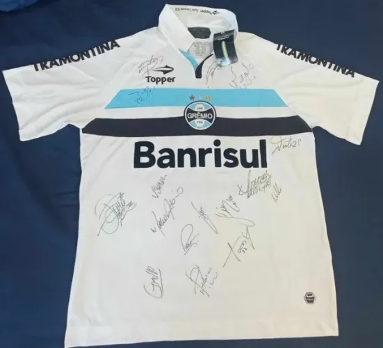 camiseta do gremio 2012 toda autografada