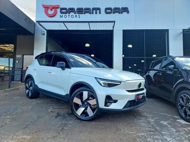 VOLVO XC40 P8 RECHARGE TWIN ELECTRIC ULTIMATE AWD BRANCO 2023