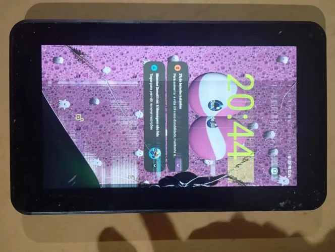 Tablet com tela danificada