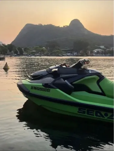 Jet ski RXP 300 