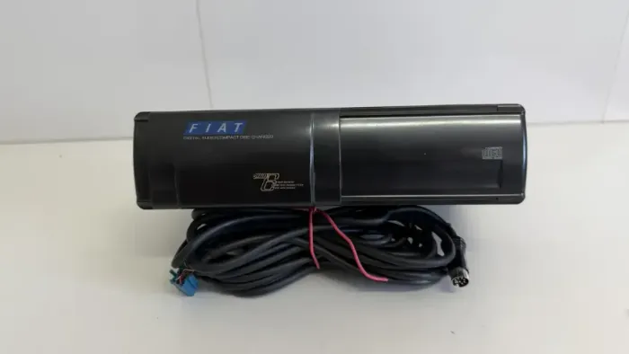 Cd Changer (disqueteria) Original Fiat 6 Discos + Chicote Original (Usado)