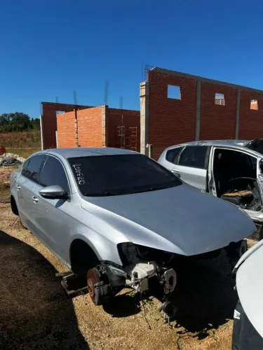 SUCATA VOLKSWAGEN PASSAT 2.0 2011 PARA VENDA DE PEÇAS