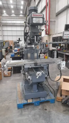 Fresadora Ferramenteira Mesa 1270 x 250 mm Gringer GTM3