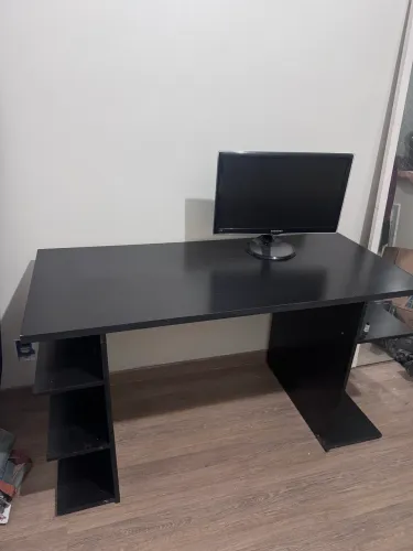 Mesa gamer / Escrivaninha