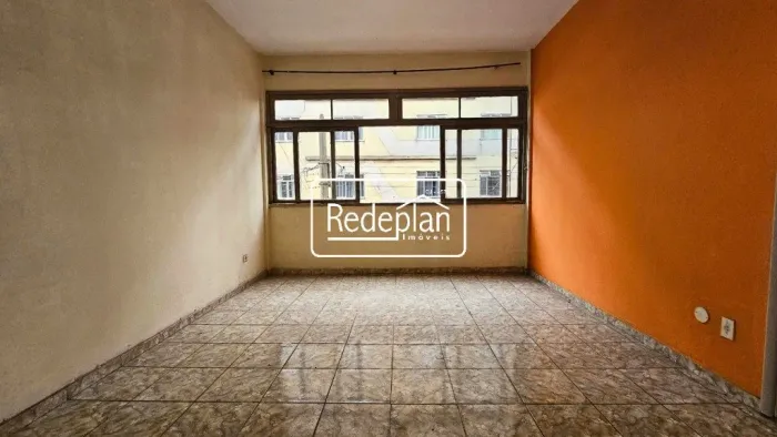Apartamento de 2 Quartos no Aterrado - Volta Redonda