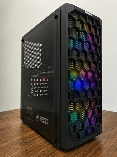 PC Gamer - RTX 4060