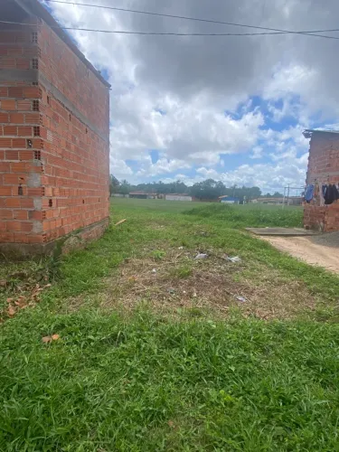 Vende-se terreno no bairro nova vida
