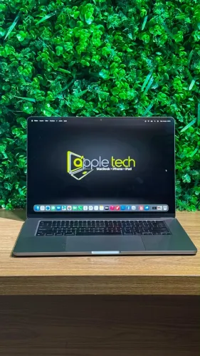 MacBook Air M2 15 Polegadas 8GB - 512SSD - Loja Física - Garantia