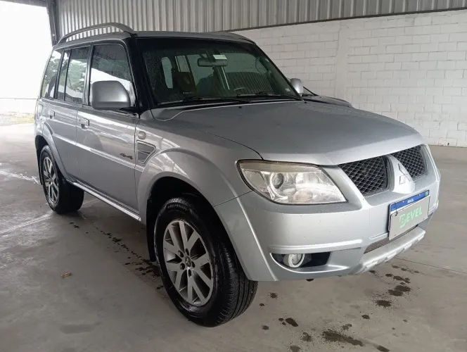 Mitsubishi Pajero TR4 2.0/ 2.0 Flex 16V 4X4 Aut. 2015