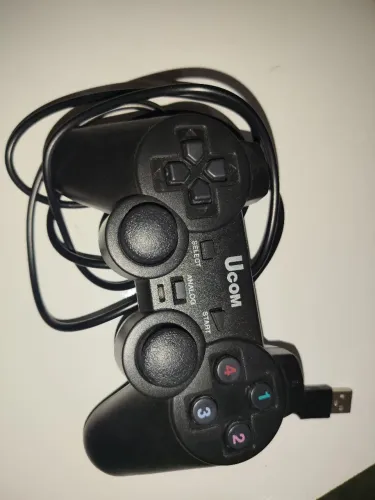 Controle de Jogo USB Ucom.