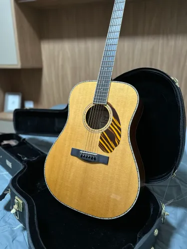 Violão Fender Paramount PD-220E Dreadnought Natural Com Estojo