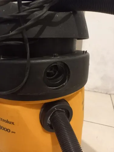 ASPIRADOR COM SOPRADOR GT 3000 PRO.
