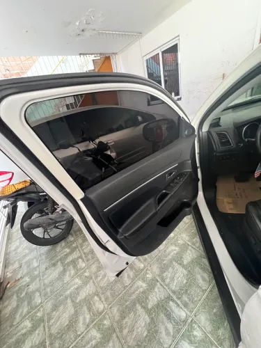 Mitsubishi ASX 2.0 16V 4X4 160cv Aut. 2011