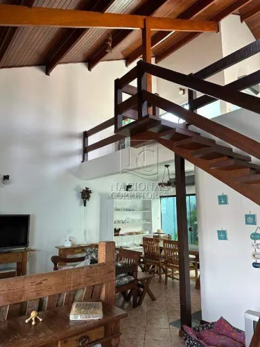 Casa para aluguel, 6 quartos, 4 suítes, 6 vagas, Jardim Barra de Jangadas - Peruíbe/SP