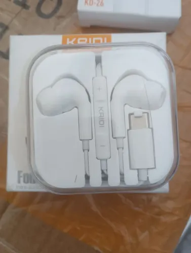 Fone de ouvido tipo c