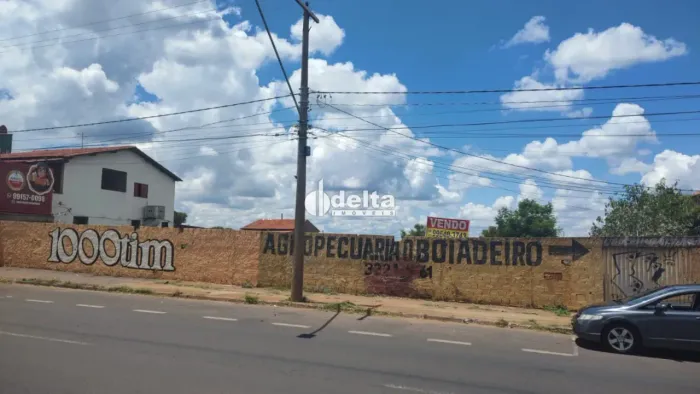 Terreno disponível para venda no bairro Santa Luzia em Uberlândia MG