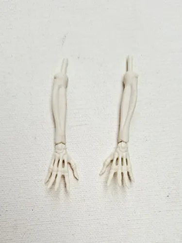 Bonecas Monster High (braços Skelita)