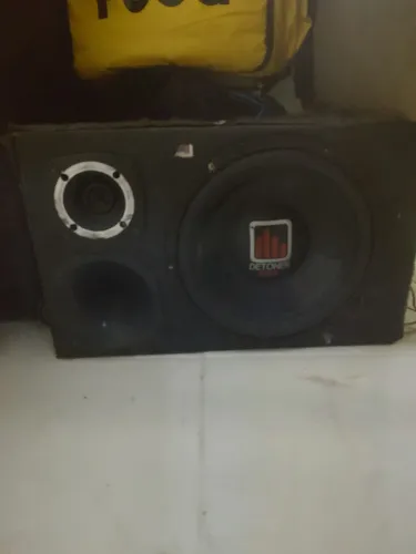 Caixa trio com potência+ teip 200$ 
