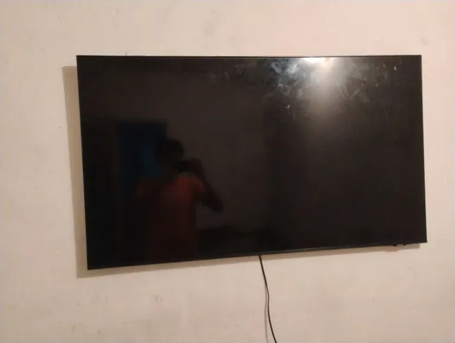 Venda-se tv da Samsung semi nova