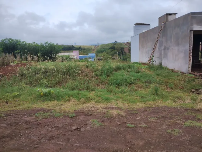 Vende se térreno 12x30.loteamento primavera, cruzeiro do sul.