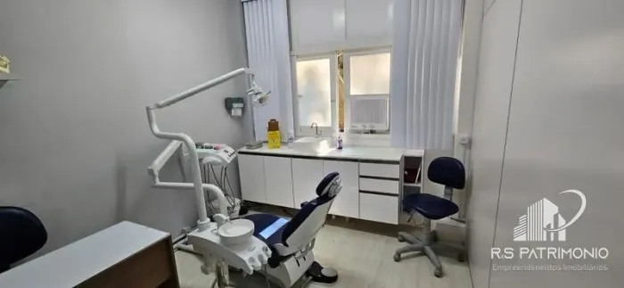 Sala- Petrópolis, Centro